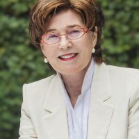 Dr Diana Sands